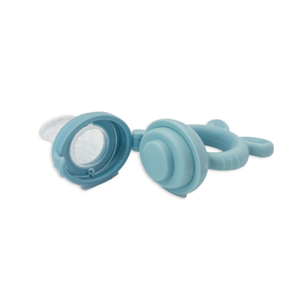 Detalle del alimentador celeste de Bo Jungle, práctico y seguro para primeras comidas en Mimú