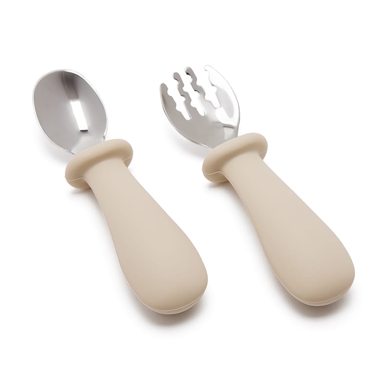 Cubiertos Sam beige, set infantil silicona sin BPA, perfectos BLW. Mimú bebés Jerez