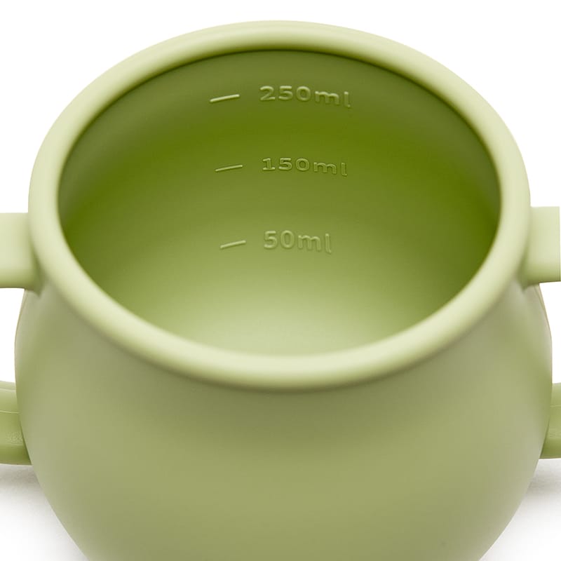 Taza Molly verde, silicona sin BPA, para bebidas y snacks. Little Hina en Mimú