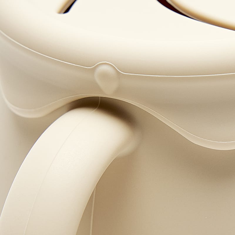 Taza color beige Molly perfecta para agua, leche o pequeños trozos. Mimú Jerez