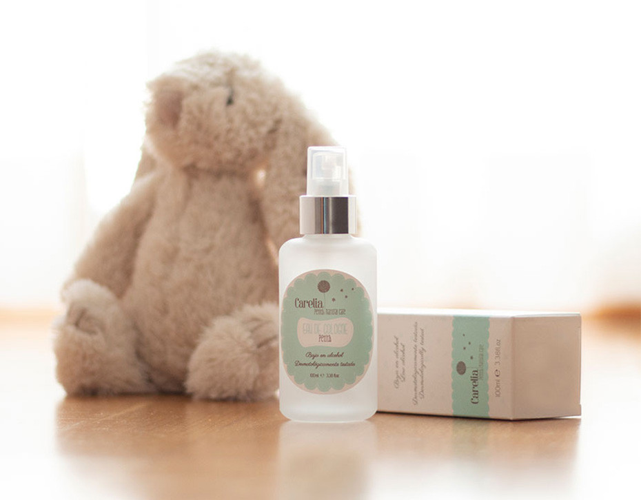 Colonia bebé Carelia Petits 100ml. notas suaves y seguras para recién nacidos. Mimú tienda online