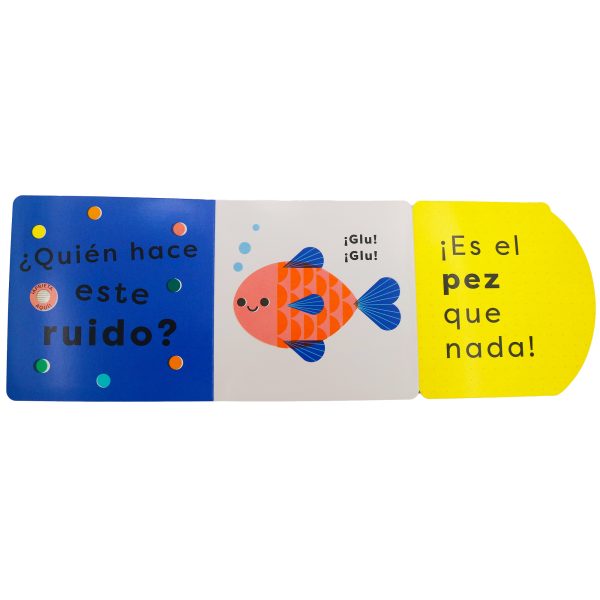 Detalle del libro sensorial de Combel con sonidos, solapas y espejo, ideal para primeras edades en Mimú