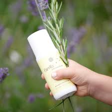 Antimosquitos para bebé, ingredientes naturales disponible en Mimú